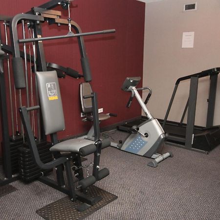 Howard Johnson By Wyndham Portage La Prairie Ngoại thất bức ảnh