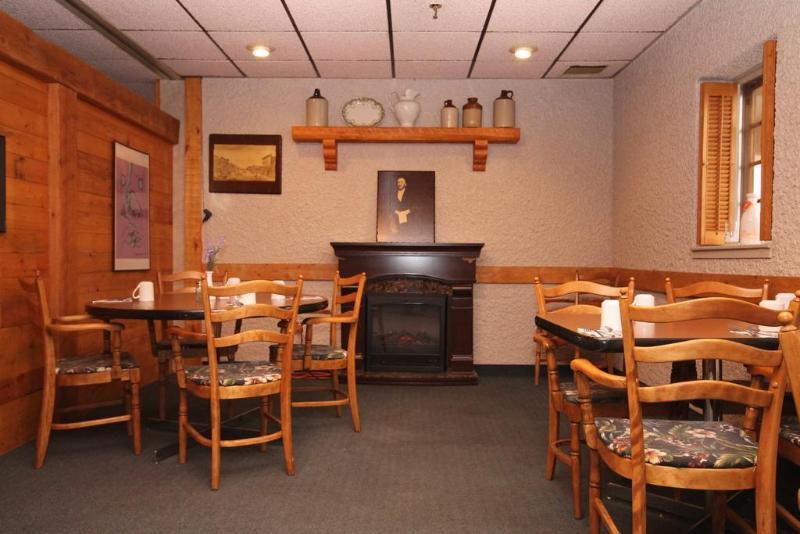 Howard Johnson By Wyndham Portage La Prairie Ngoại thất bức ảnh